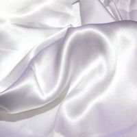 00 satin de soie blanc